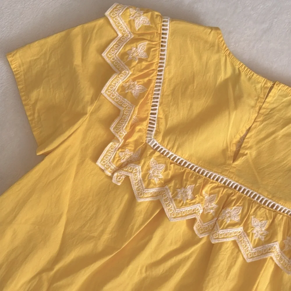 Crown & Ivy | Embroidered Ruffle Yoke Short Sleeve Zigzag Hem Top Yellow/White M - Picture 12 of 16